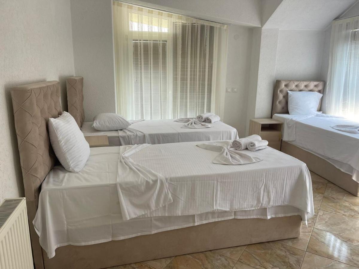 Hotel Montenegro ستروغا المظهر الخارجي الصورة
