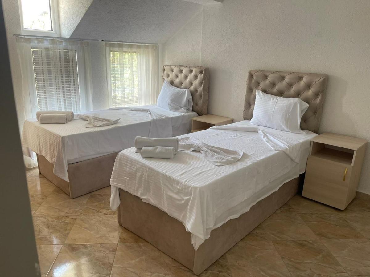 Hotel Montenegro ستروغا المظهر الخارجي الصورة